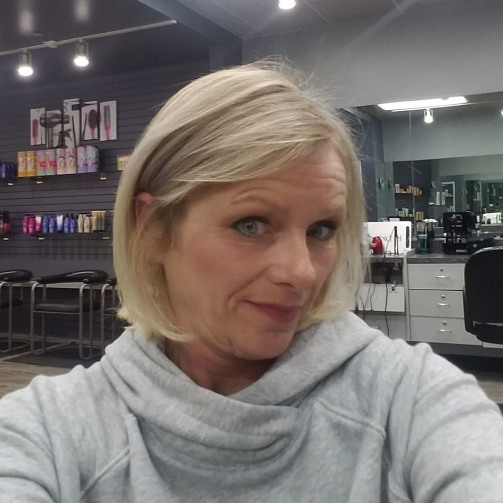 Meet your Posher, Lisa